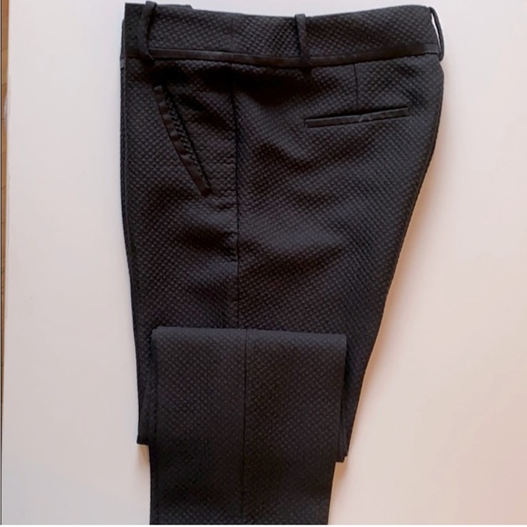 LOFT Marisa black textured tapered pants sz 6 - Picture 4 of 5